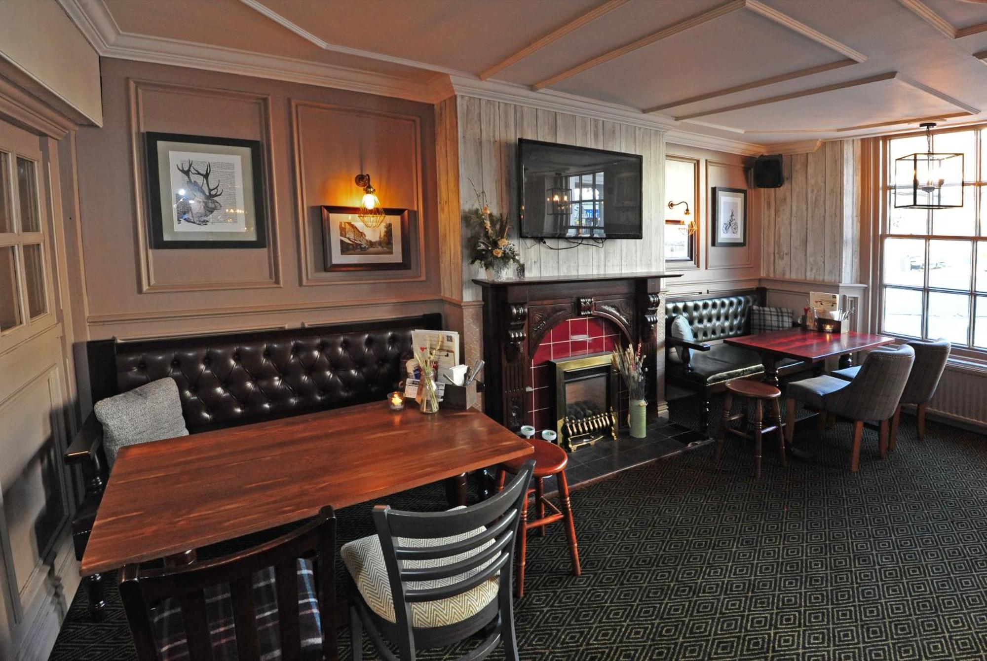 The White Hart Inn By Greene King Inns Buckingham Ngoại thất bức ảnh